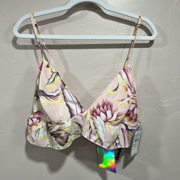 NWT! Missguided Floral Crop Top - Picture 1 of 5